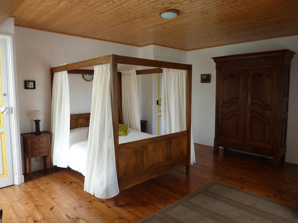 B&B Le Domaine Des Soyeux Saint-Julien-Molin-Molette Exterior foto